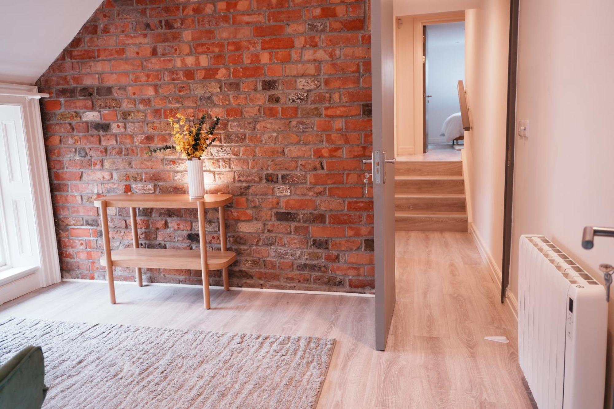 Spire Entire Attic Apartment No Kitchen Dublin Dış mekan fotoğraf